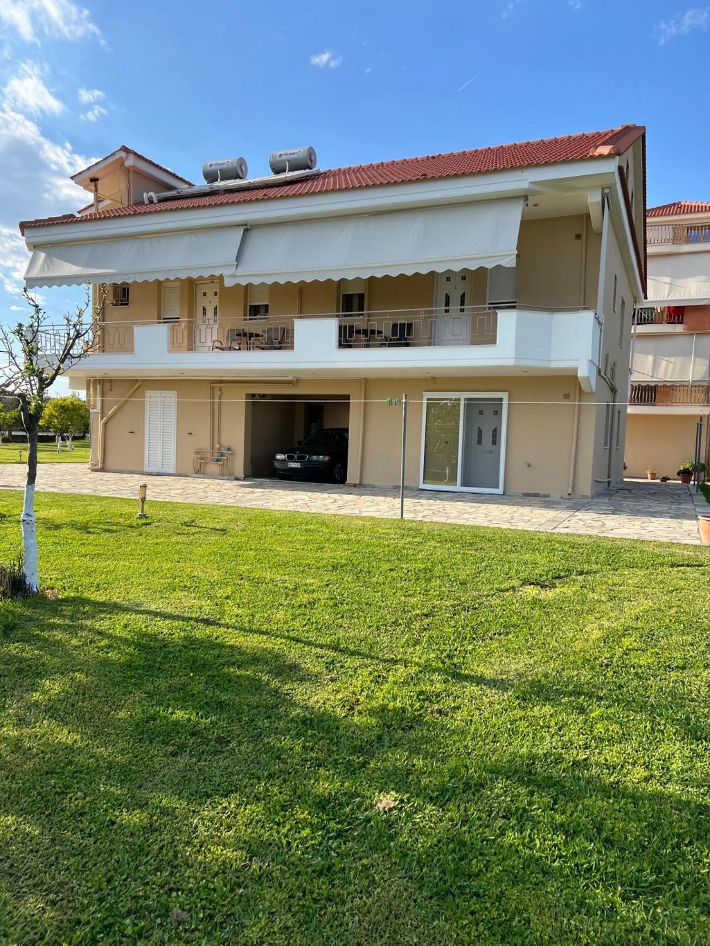 Flo'S Apartment Mesolóngion المظهر الخارجي الصورة